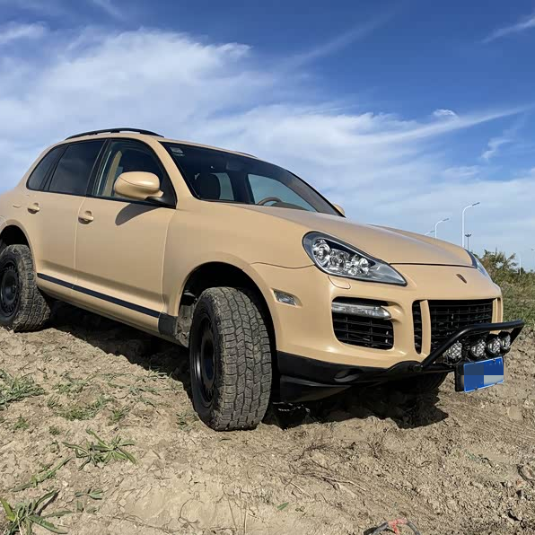 Buyer's Guide: 5 Critical Mistakes to Avoid When Choosing an Off-Road Bumper for Your Porsche Cayenne