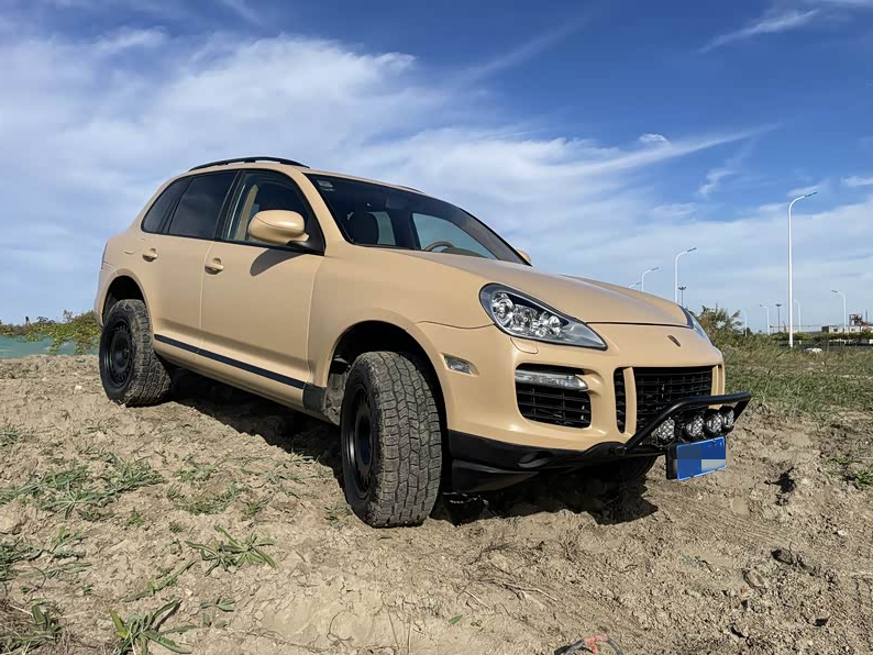 Buyer's Guide: 5 Critical Mistakes to Avoid When Choosing an Off-Road Bumper for Your Porsche Cayenne