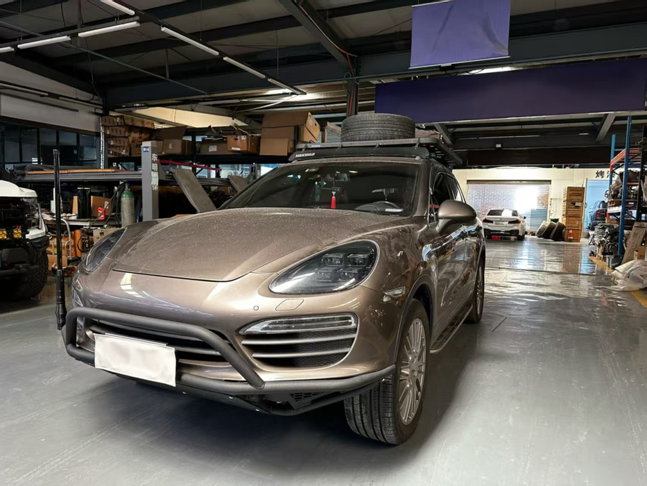 Low-Profile Off-Road Front Bumper for Porsche Cayenne 958 with Carbon Steel & Aluminum-Magnesium Alloy Radiator Skid Plate | Vipera