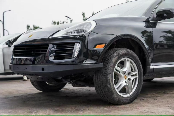 Desert Off-Road Front Bumper for Porsche Cayenne 957 with Carbon Steel & Aluminum-Magnesium Alloy Radiator Skid Plate | Vipera