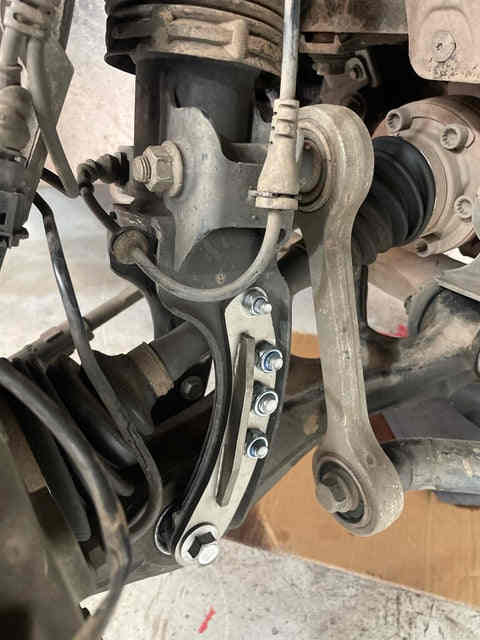 Cayenne 955/957, VW Touareg, Audi Q7 Strut Fork Reinforcement Kit